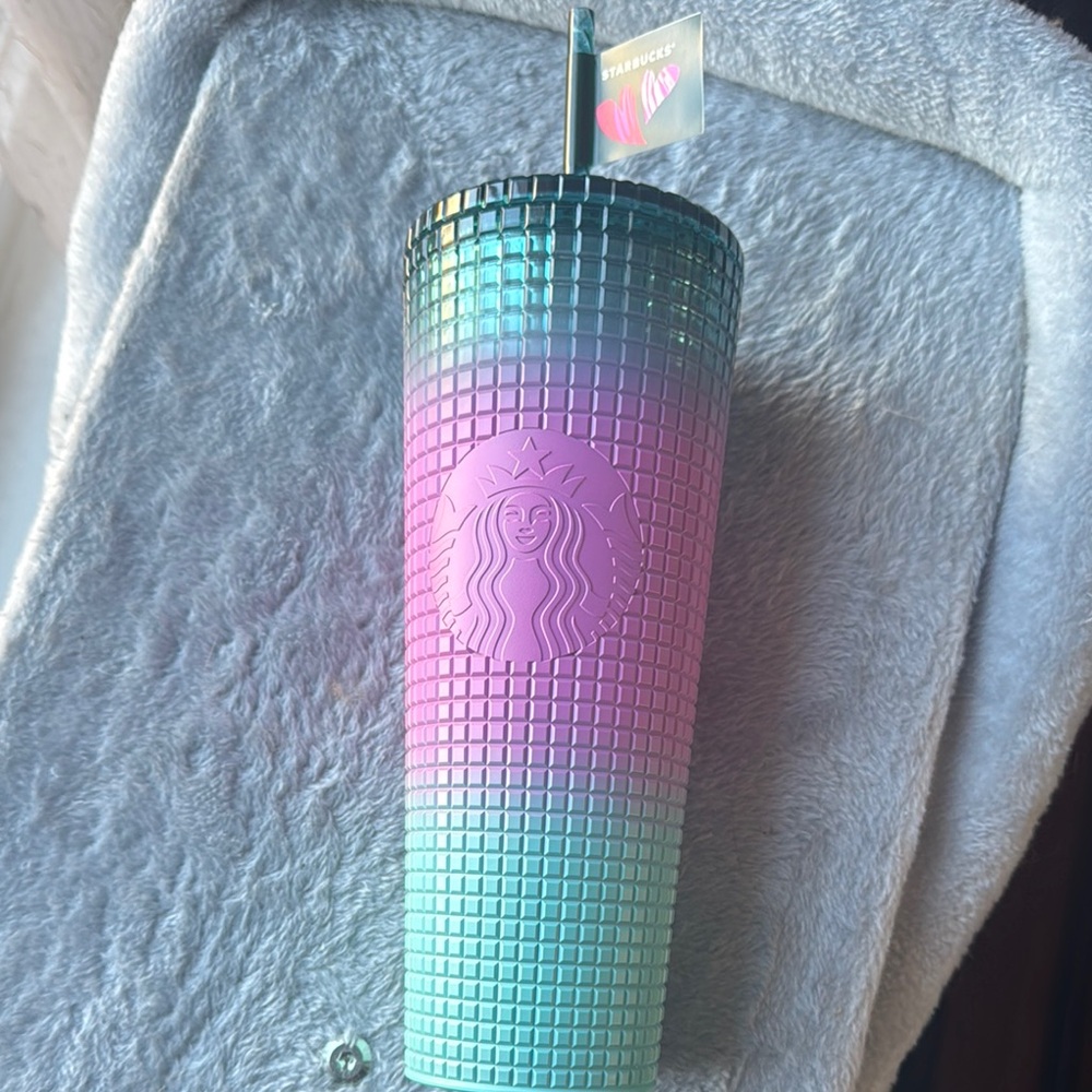 Starbucks Blue/PinkGradient Tumbler Valentines Day brand new never opened